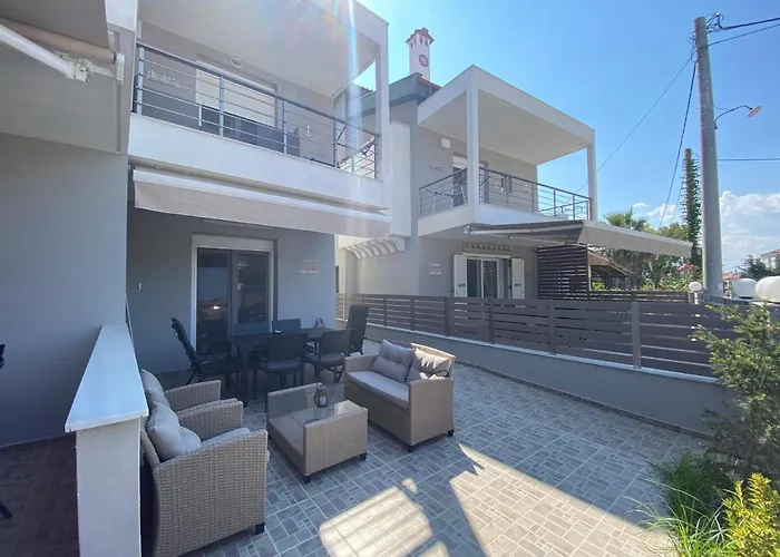 Villa Emerald Luxury Living